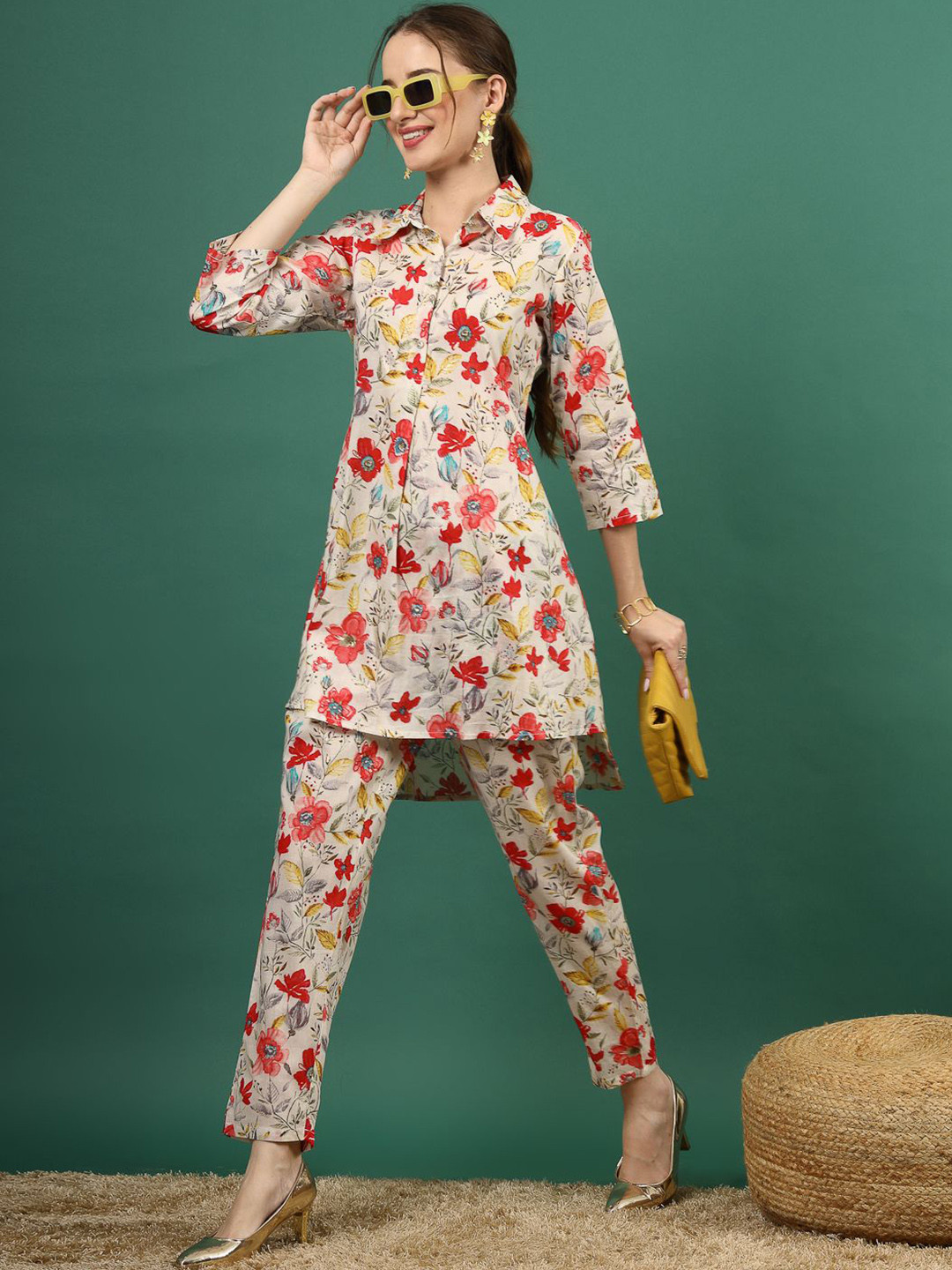 Sangria Cream-Coloured & Red Floral Printed Shirt Collar A-Line Kurta & Trouser