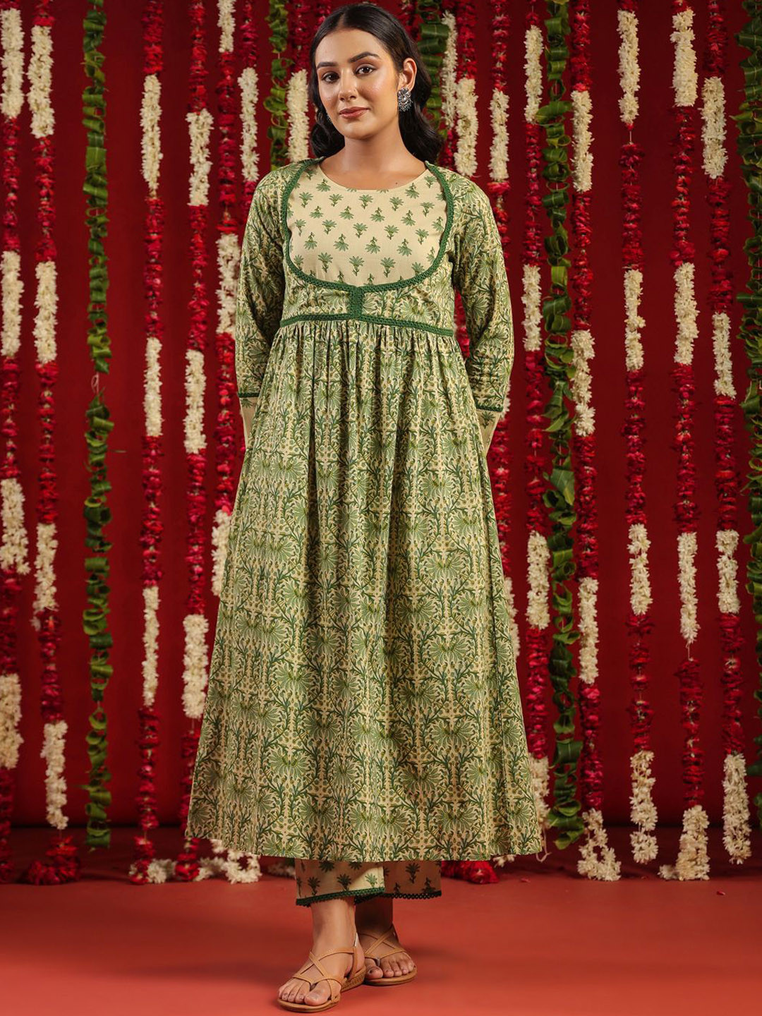 anayna Cream-Coloured & Green Floral Printed  Pure Cotton Anarkali Kurta with Trousers