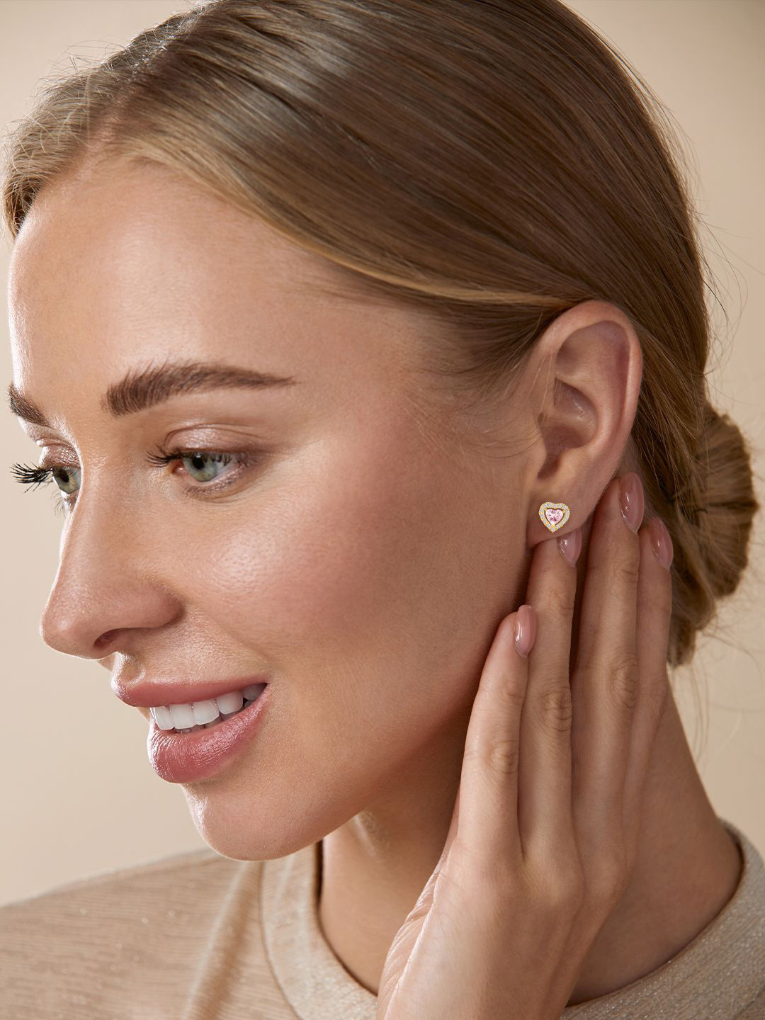 MINUTIAE Gold Plated Heart Shaped Kundan Studs