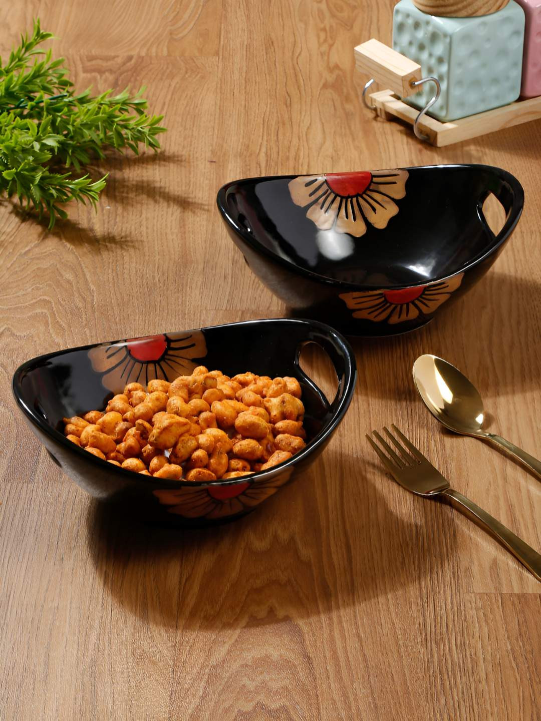 Arrabi 2 Pcs Black & Red Printed Ceramic Serving Bowls