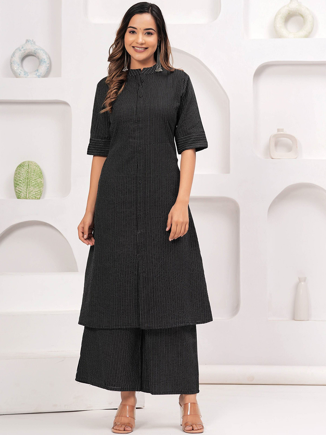 Moktika Striped Mandarin Collar Regular Kantha Work A-Line Kurti with Trousers