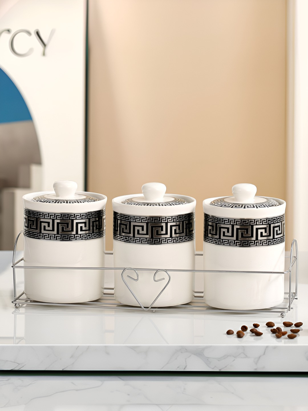 Umai off White Conversational Ceramic Stain Resistant 3 Piece Clip-On Jar-700ml