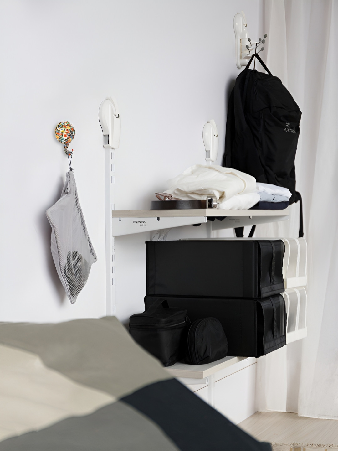 FECA White Hanger Hooks & Holders