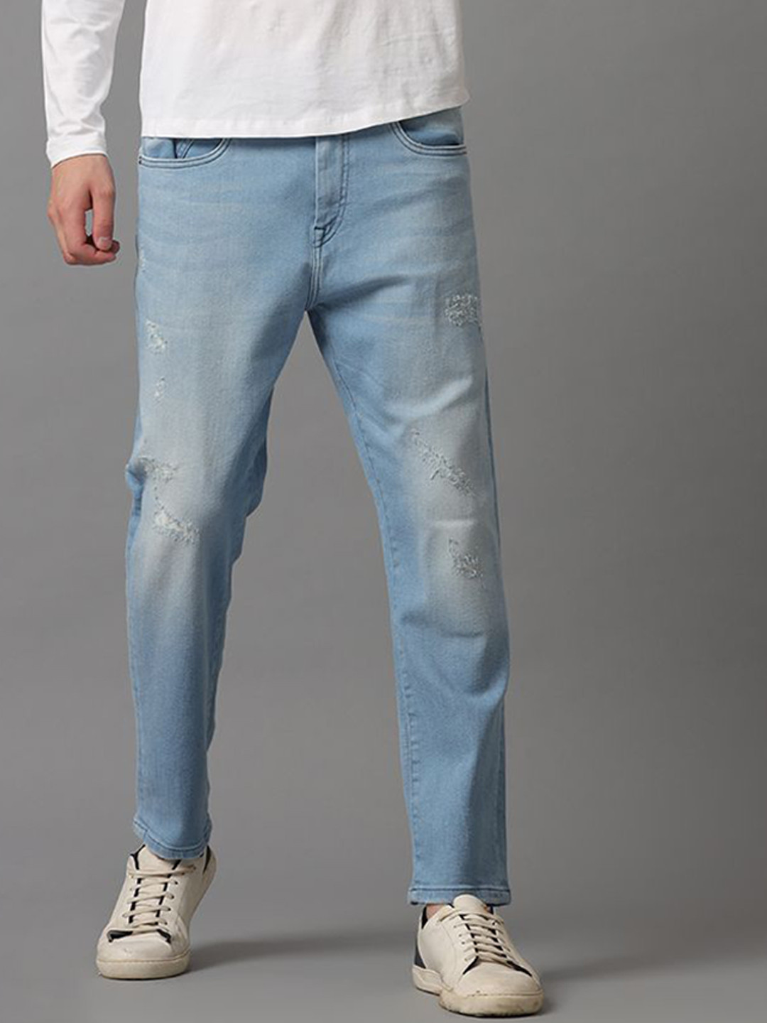 Voi Jeans Men Skinny Fit Mildly Distressed Heavy Fade Denim Stretchable Jeans