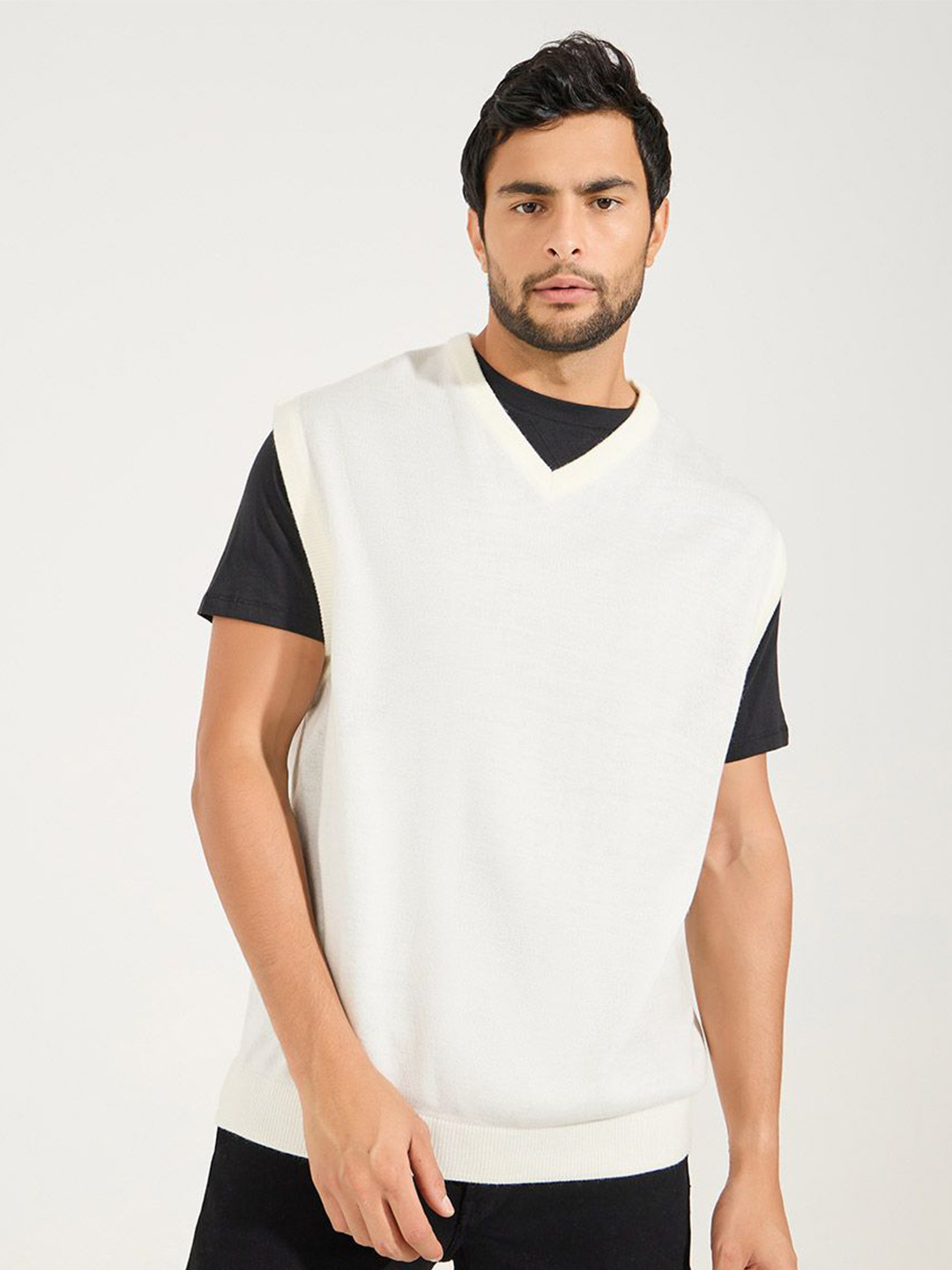 Styli Cream-Coloured V-Neck Relaxed Fit Acrylic Sweater Vest