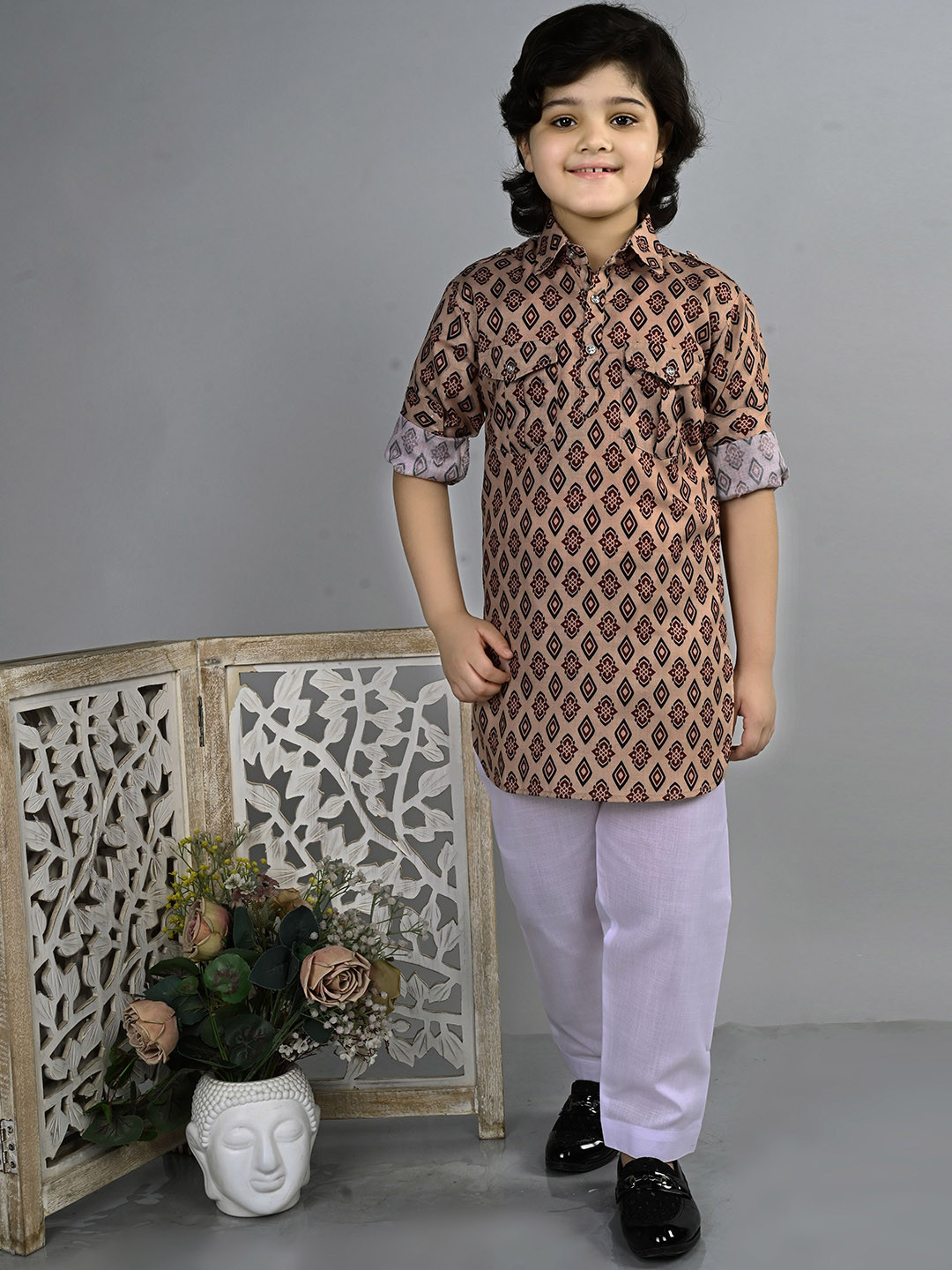 ahhaaaa Boys Geometric Print Shirt Collar Regular Thread Work Straight Kurta with Pyjamas