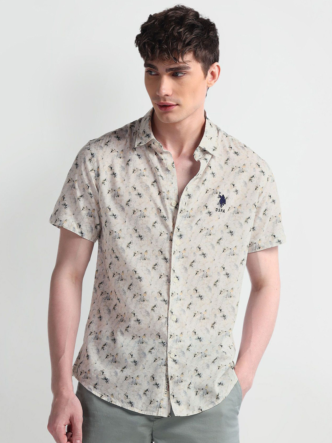 U.S. Polo Assn. Men Smart Spread Collar Floral Printed Cotton Slim Fit Casual Shirt