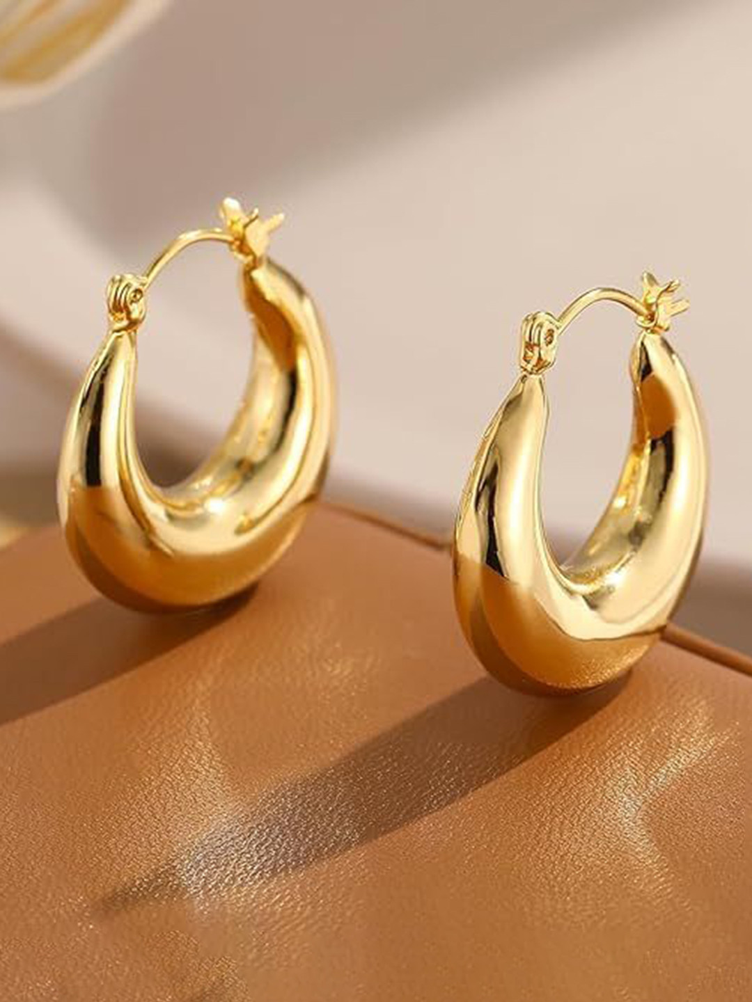 VIEN Gold-Plated Contemporary Circular Hoop Earrings