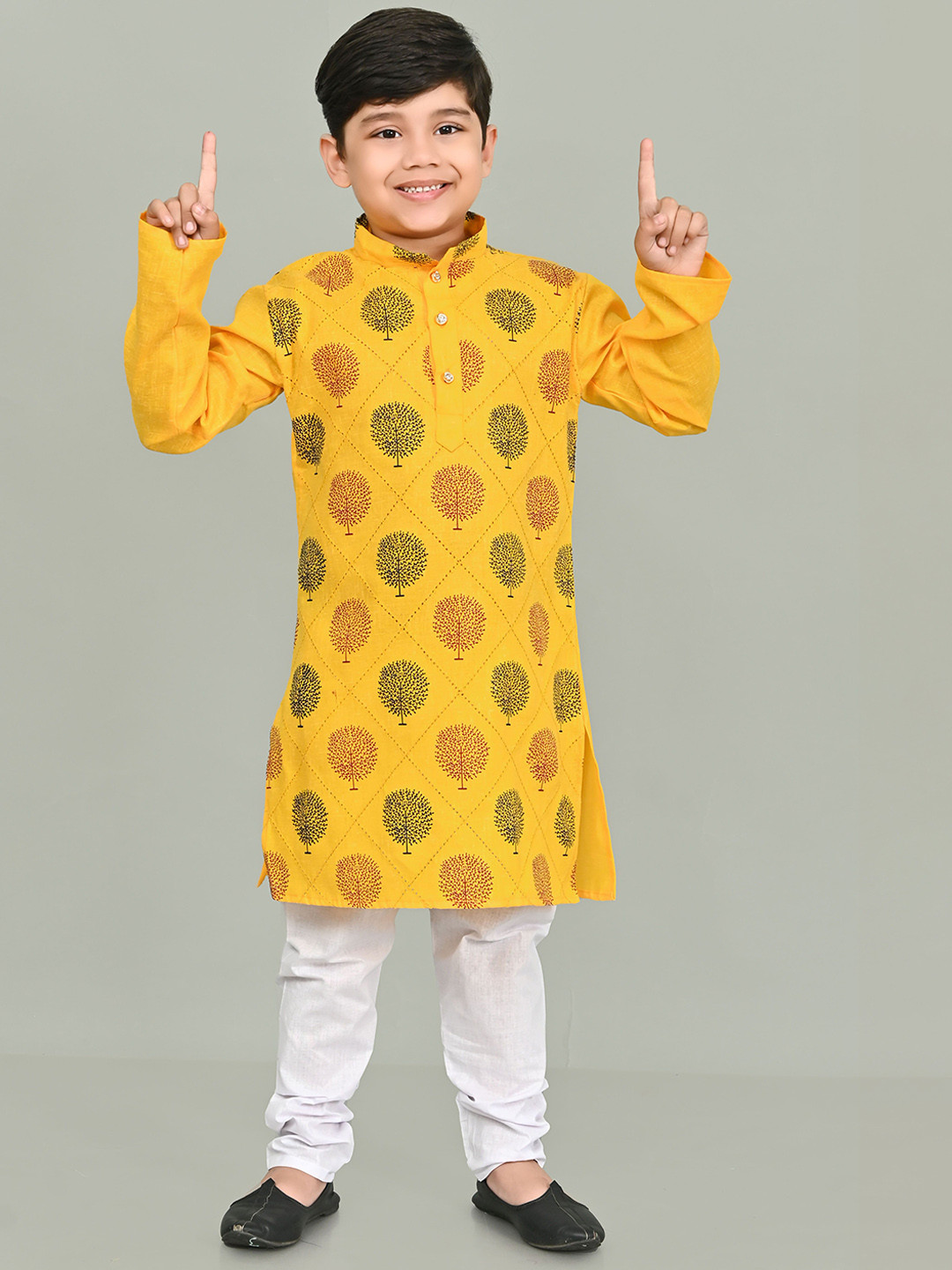 NFC CREATION Boys Floral Printed Straight Kurta with Churidar