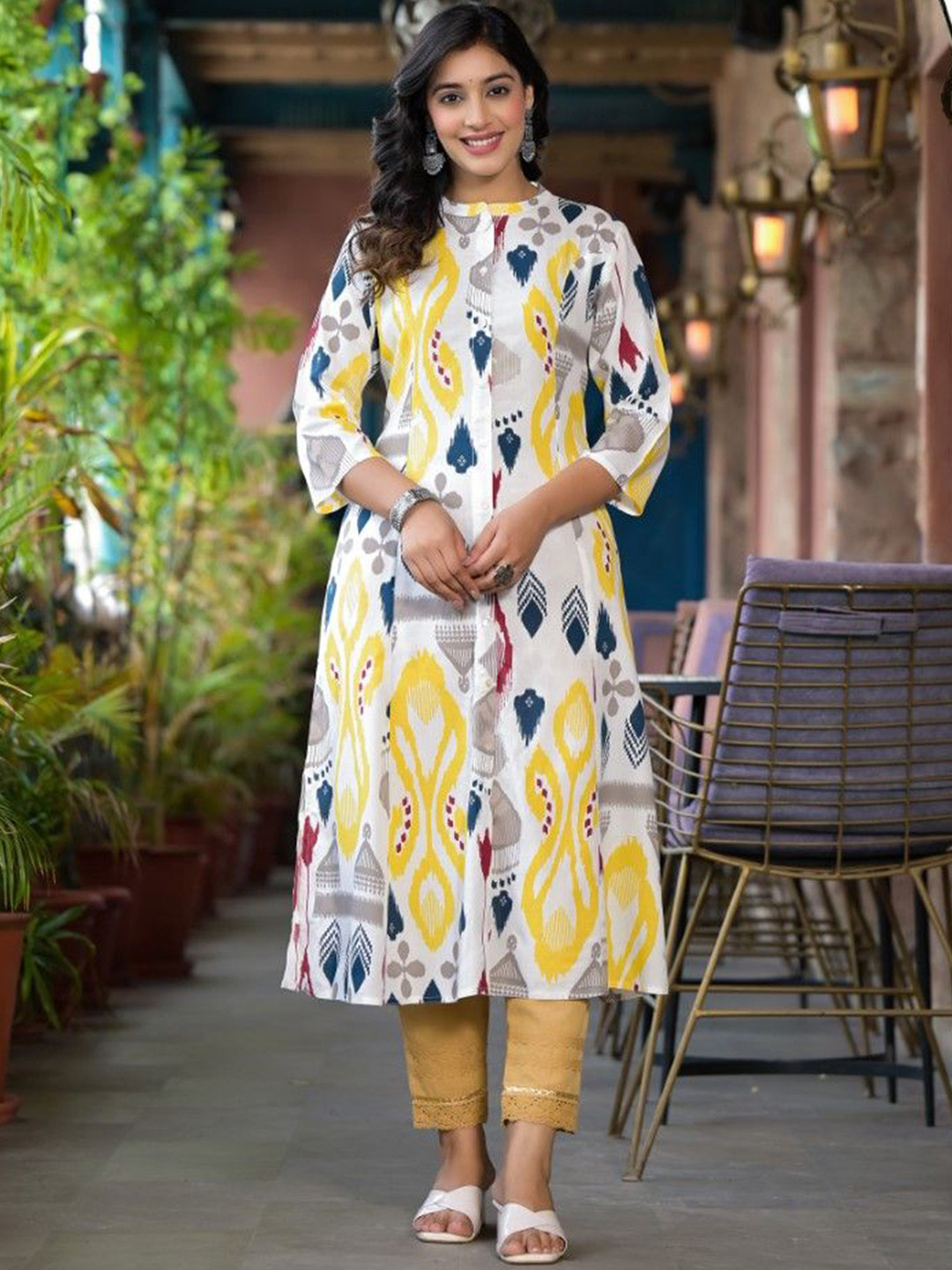 Juniper Abstract Printed Mandarin Collar A-Line Kurta