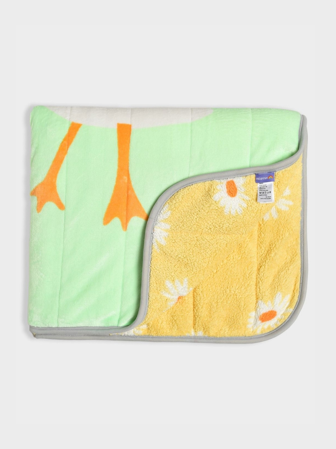 MiArcus Geese Print Design Soft, Comfortable, Green Quilt- 115x100 cm