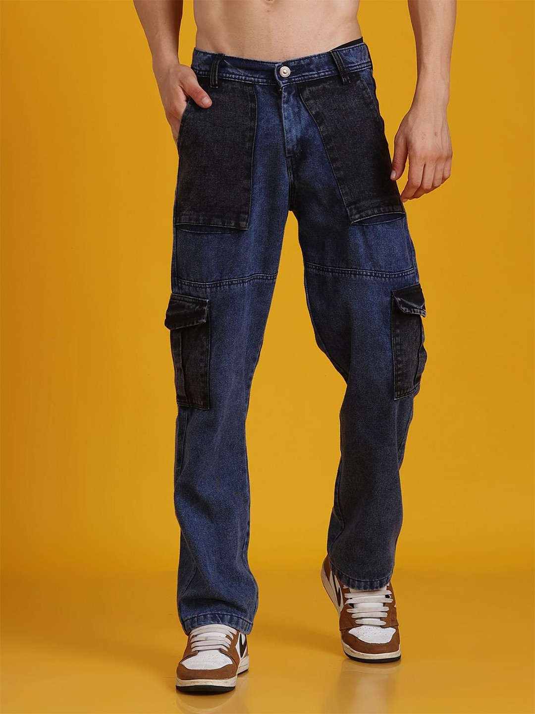 The Dance Bible Men Straight Fit Contrast Pocket Denim Cargo Jeans