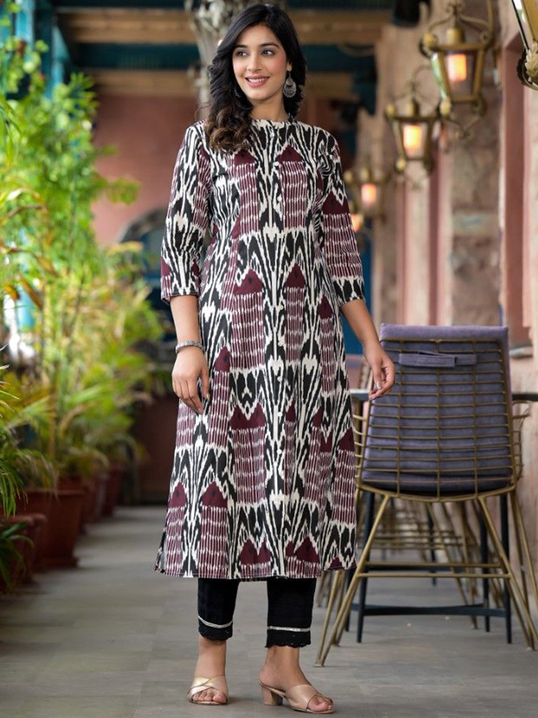Juniper Abstract Printed Mandarin Collar A-Line Kurta