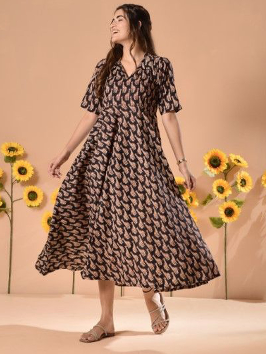 DIMPLE DESIGN STUDIO Printed Fit & Flare Midi Dress