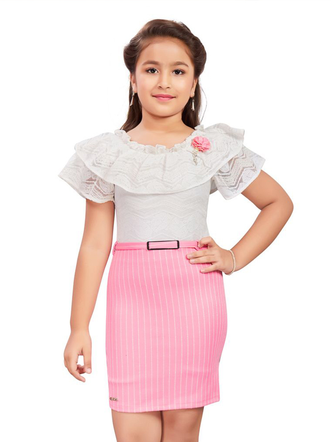 Lei-Chie Striped Flutter Sleeve Applique Bodycon Midi Dress