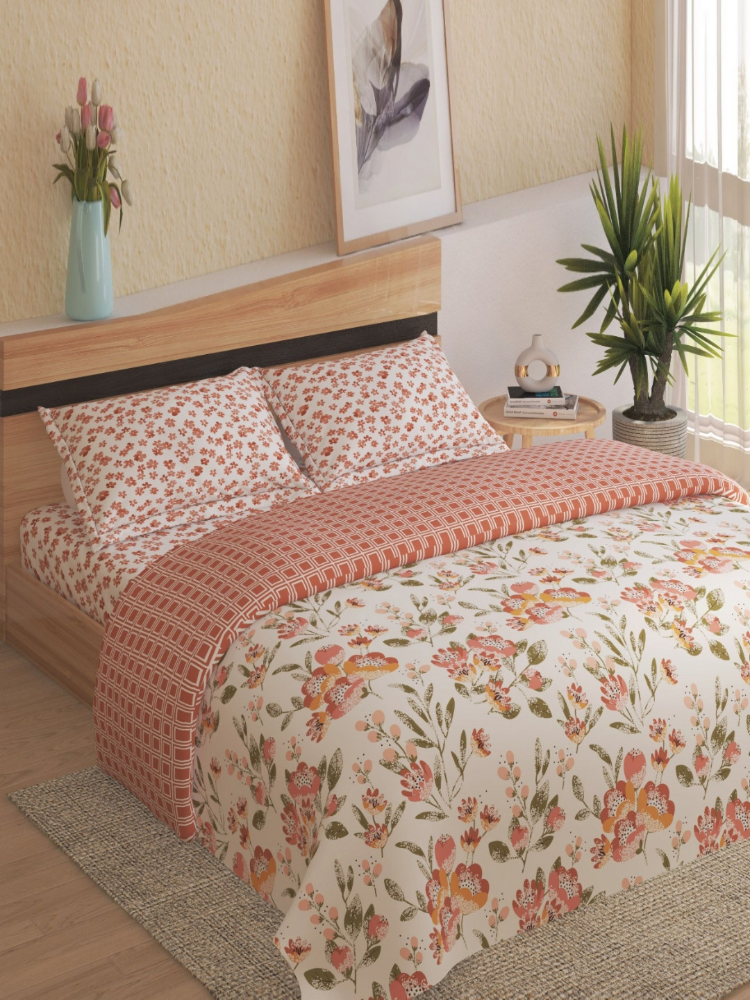 Home Centre Chime Cordovan Rust  220 TC King Bedsheet With 2 Pillow Covers & Comforter