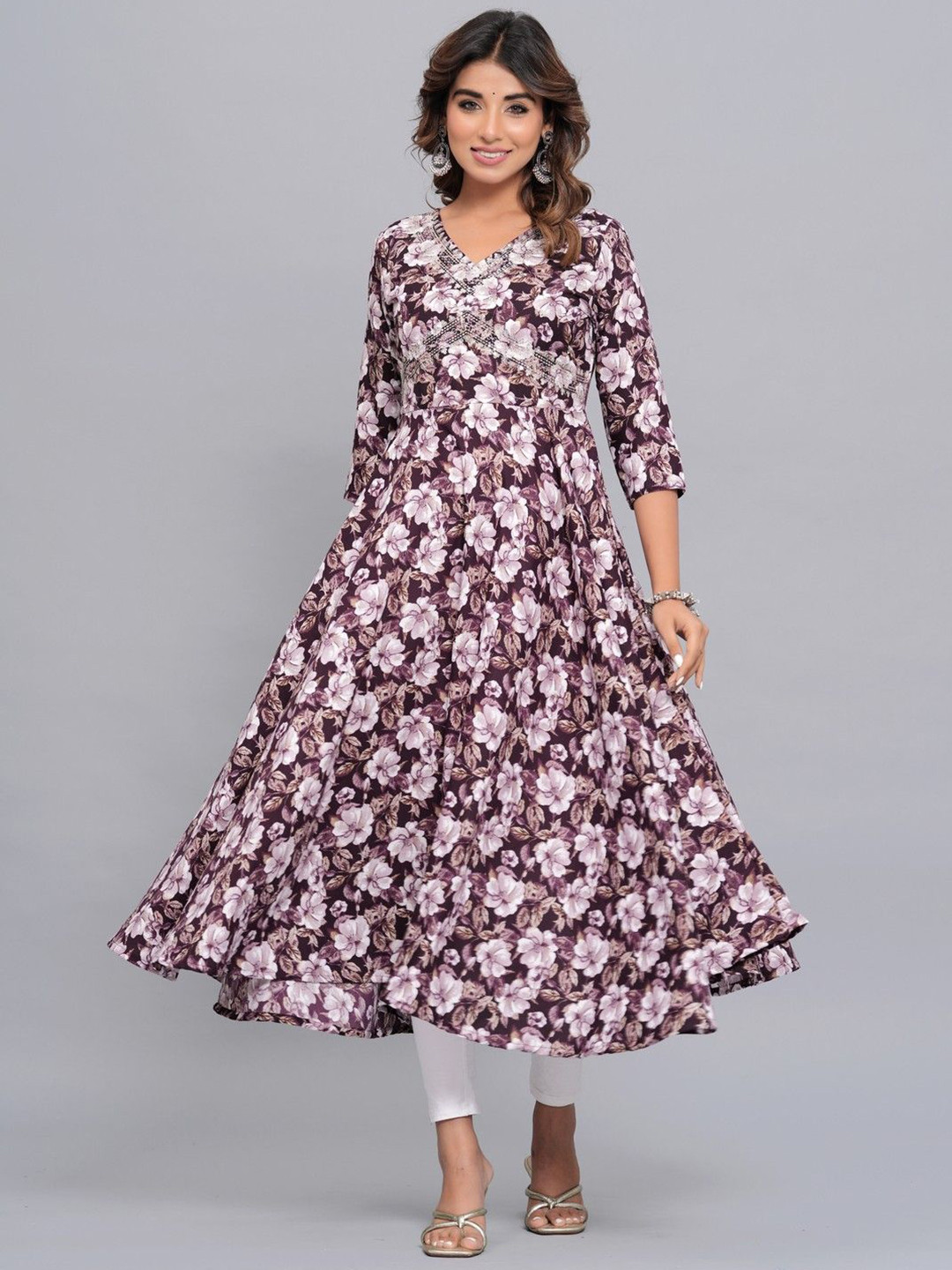 Amar Palace Chikan Hazratganj Floral Printed V-Neck Empire Anarkali Kurta