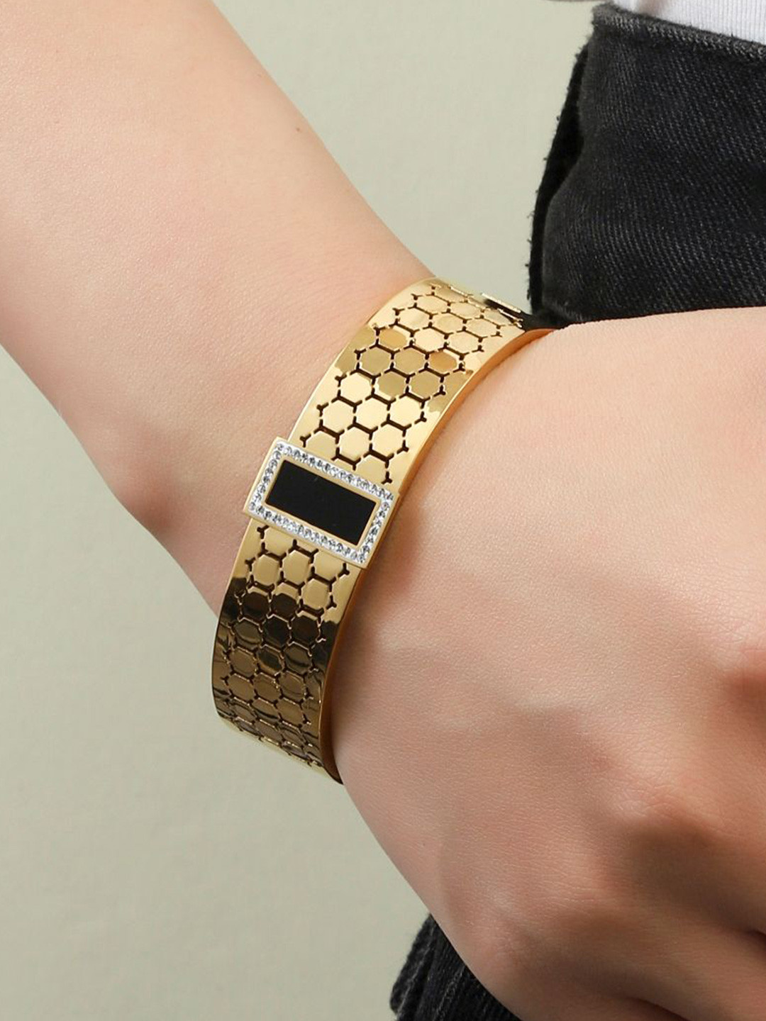 SALTY Black Gem Gold Gala Stainless Steel Bangle-Style Bracelet