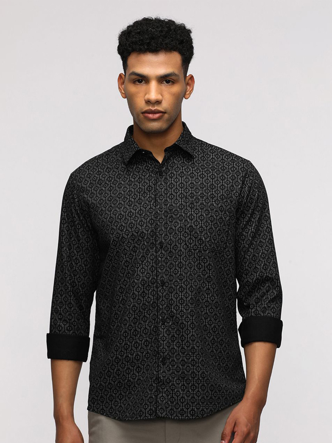 Crocodile Men Comfort Spread Collar Conversational Printed Cotton Casual Shirt