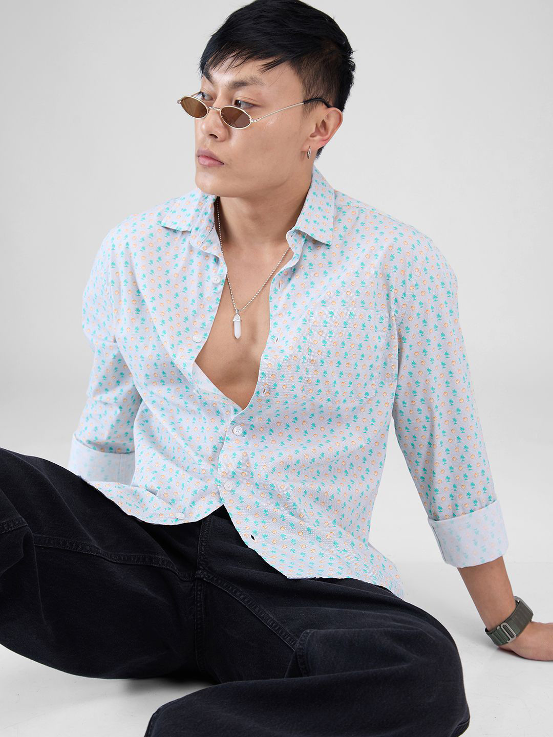 VASTRADO Classic Cutaway Collar Conversational Printed Pure Cotton Slim Fit Casual Shirt