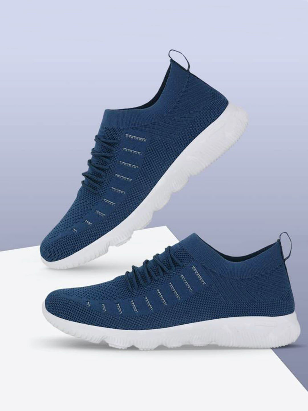 SPRENGE Men Woven Design Sneakers