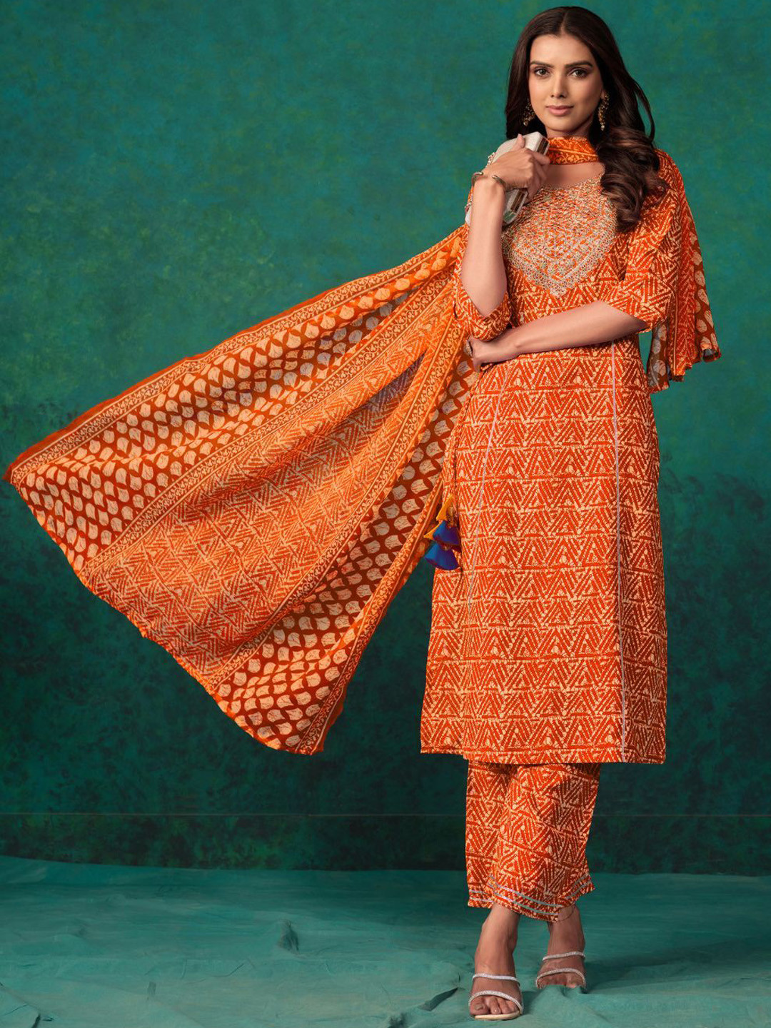 KALINI Geometric Printed Thread Work Kurta with Trousers & Dupatta