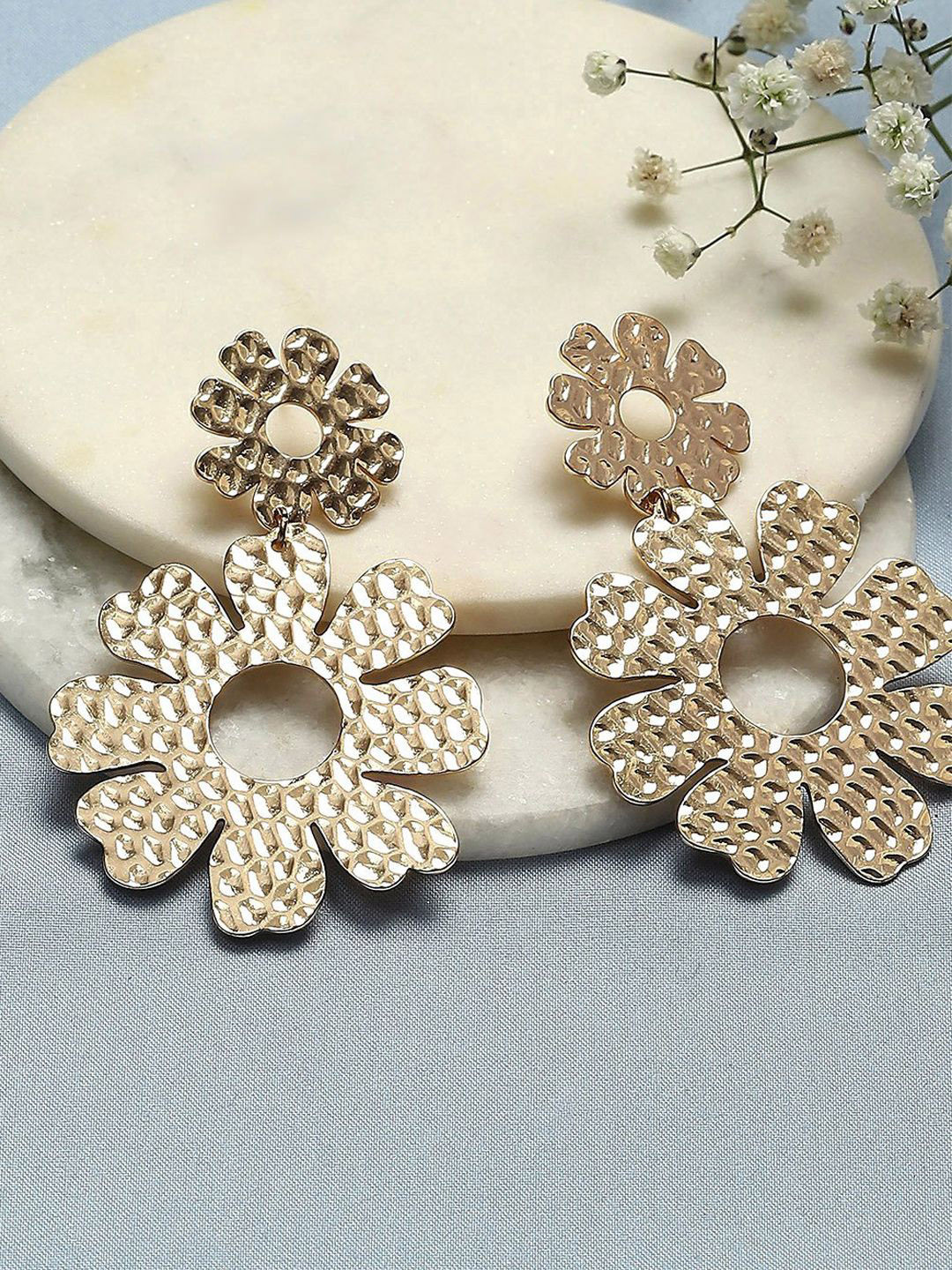 DressBerry Gold Plated Flower Shape Drop Earrings