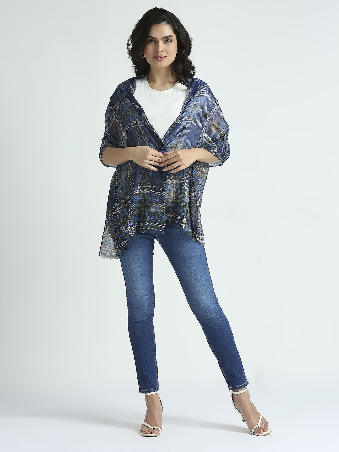 Cloth Haus India Women Checks Printed Scarf