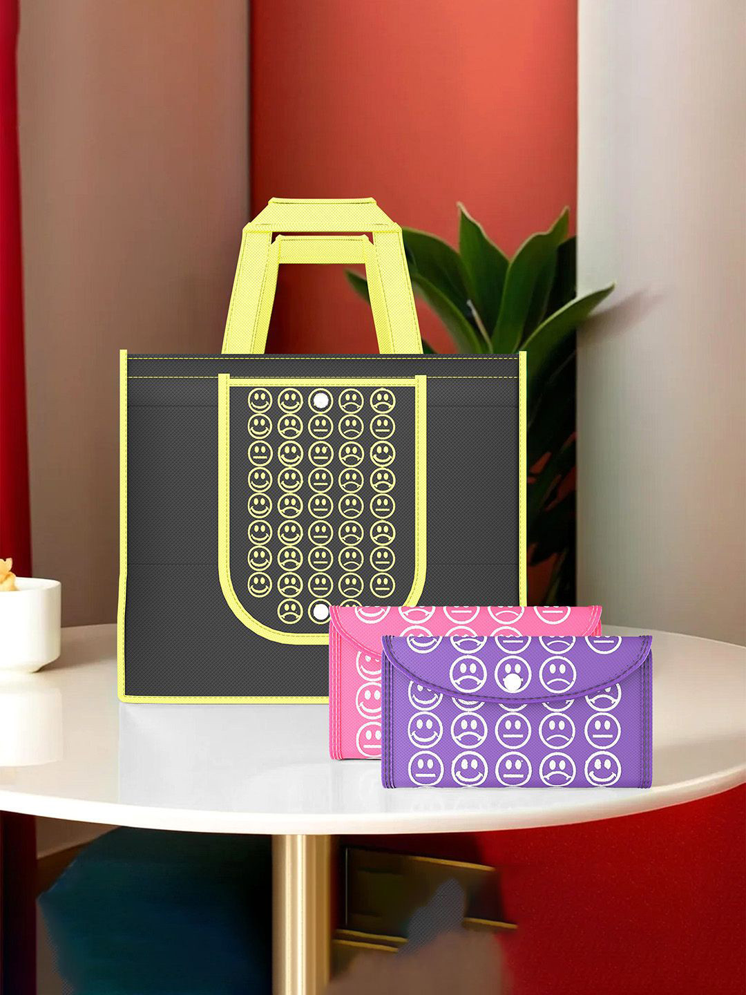 Kuber Industries Set Of 3 Smiley Printed Lightweight Foldable & Reusable Shopping Bags