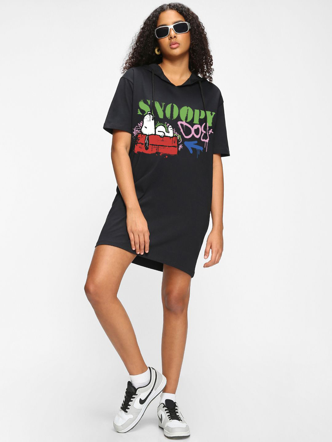 Bewakoof Official Garfield Merchandise Women Don't Give a Meow Printed Oversized T-shirt