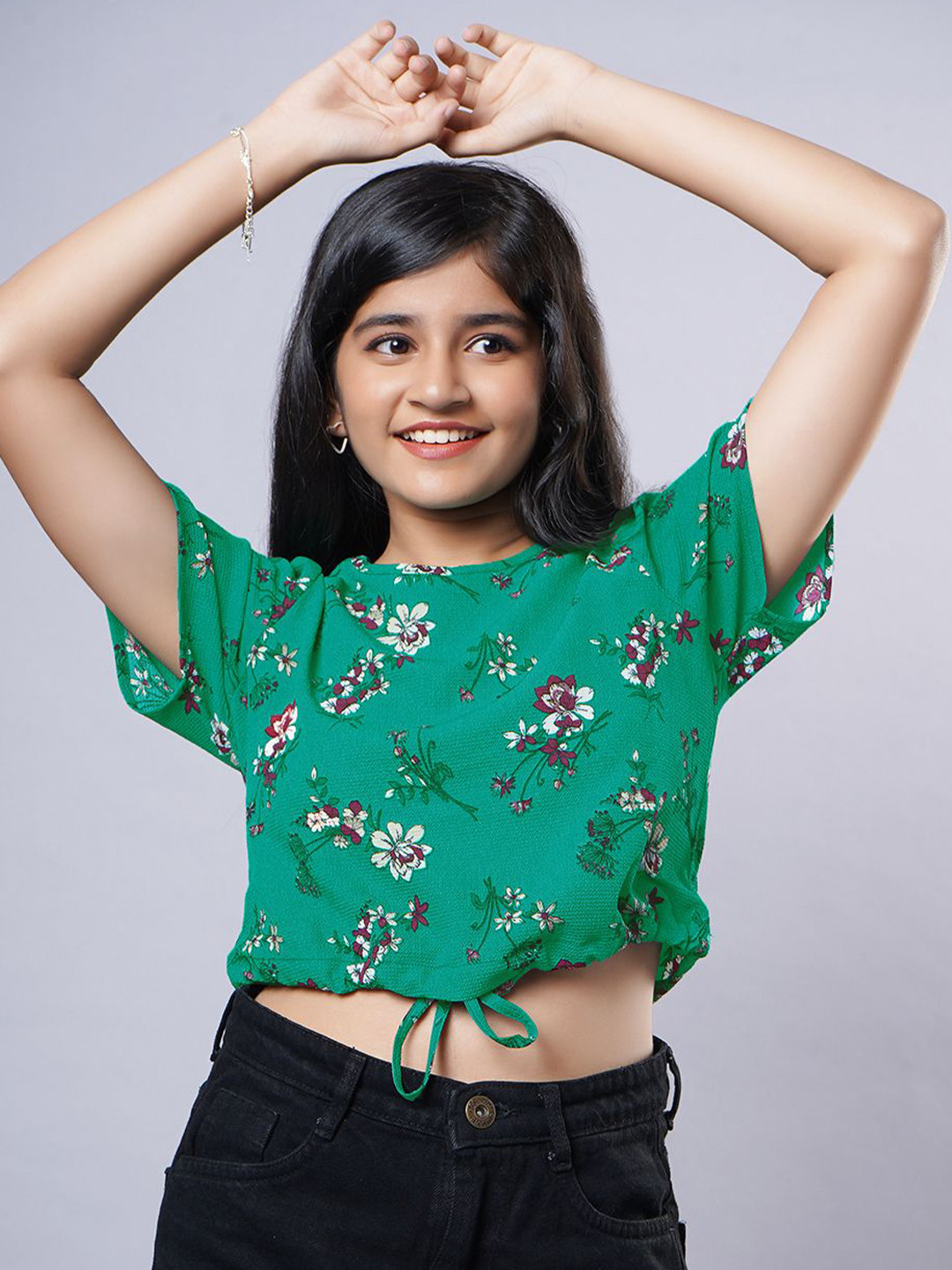 TeenTrums Floral Print Flutter Sleeve Crop Top