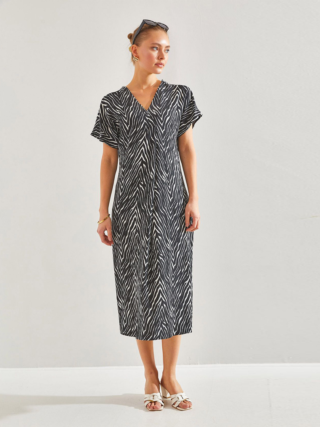 BIANCO LUCCI Print A-Line Midi Dress