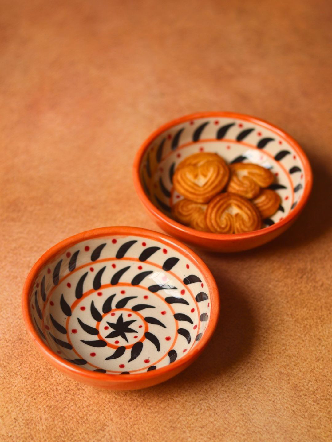 WEAVING HOMES Orange & White 2 Pieces Printed Ceramic Serving Bowls 200ml