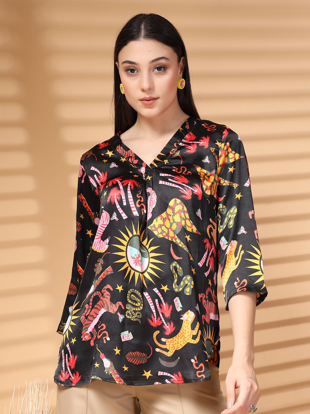 plusS Abstract Print V-Neck Top