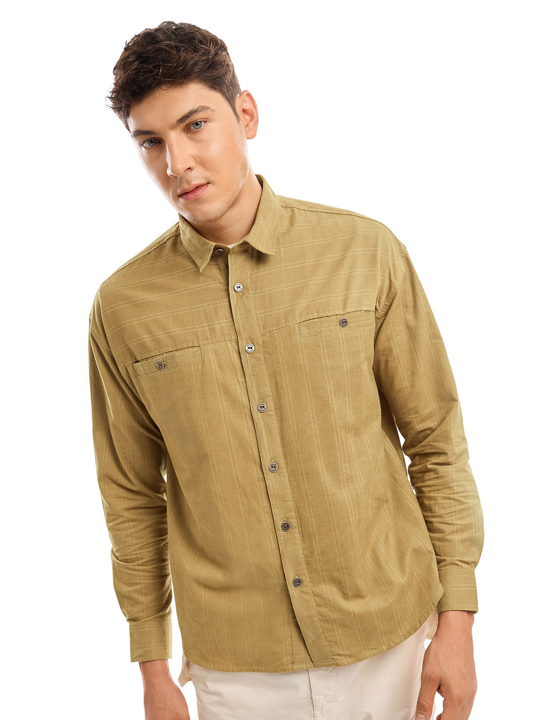 Beyoung Men Spread Collar Solid Cotton Relaxed Fit Casual Shirt