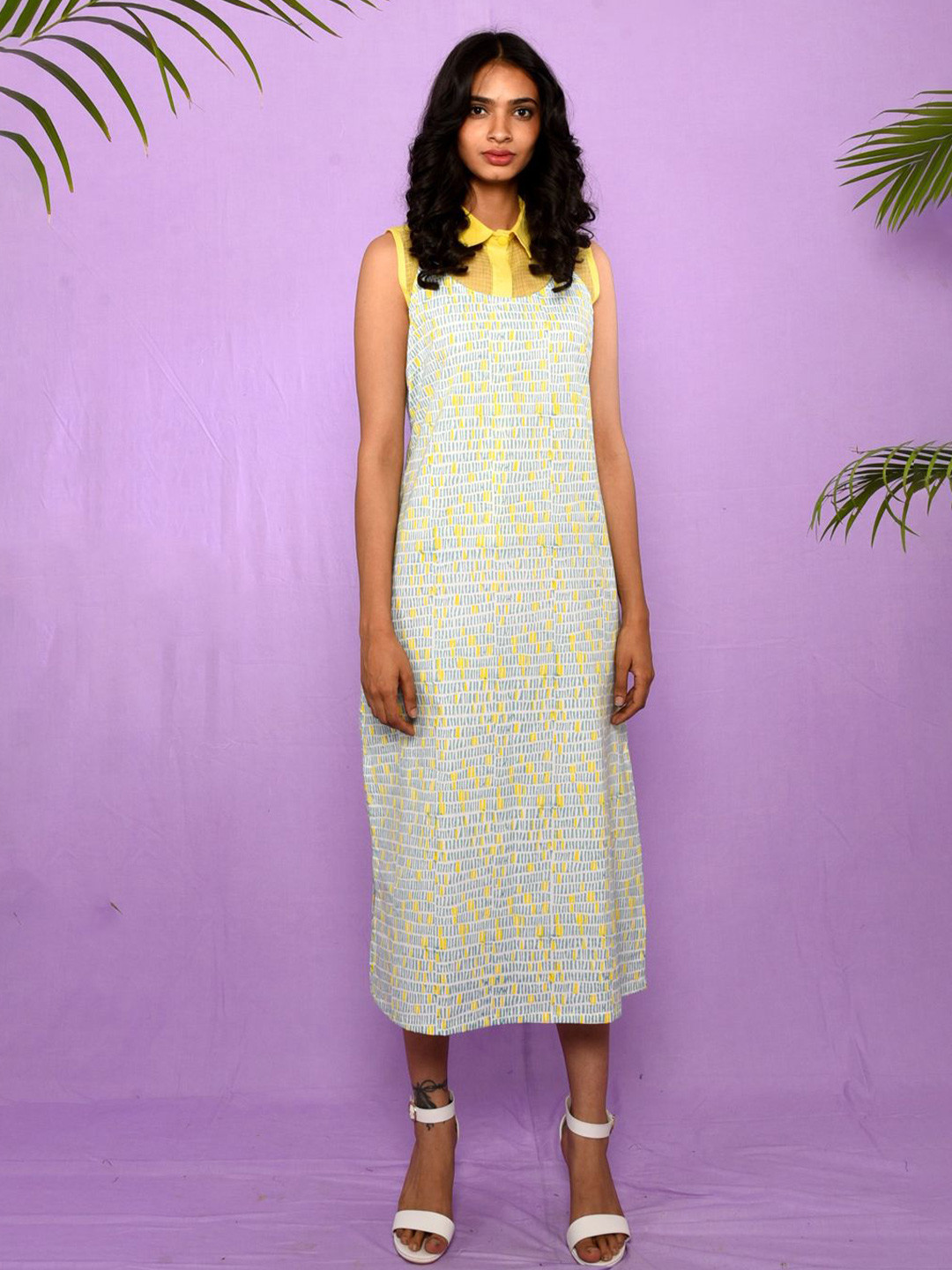 Aapro Women Abstract printed A-Line Midi Dress