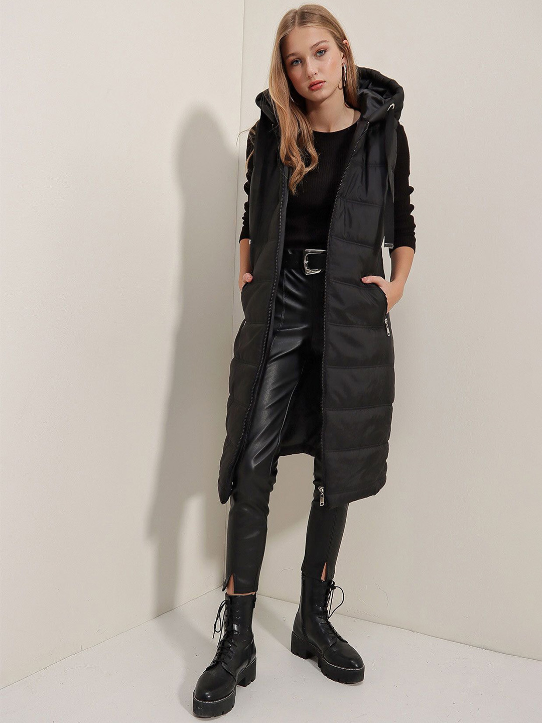 BIGDART Hooded Sleeveless Longline Puffer Jacket