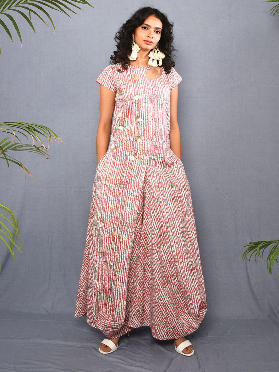 Aapro Printed Cut-Out Detail Maxi Dress