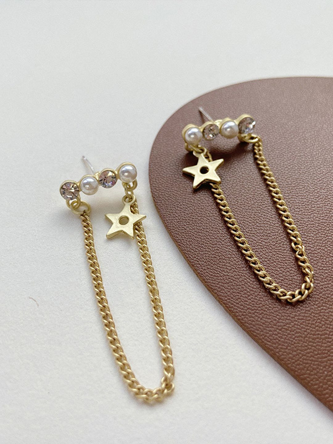 FIMBUL Gold-Plated Rhinestone Drop Earrings