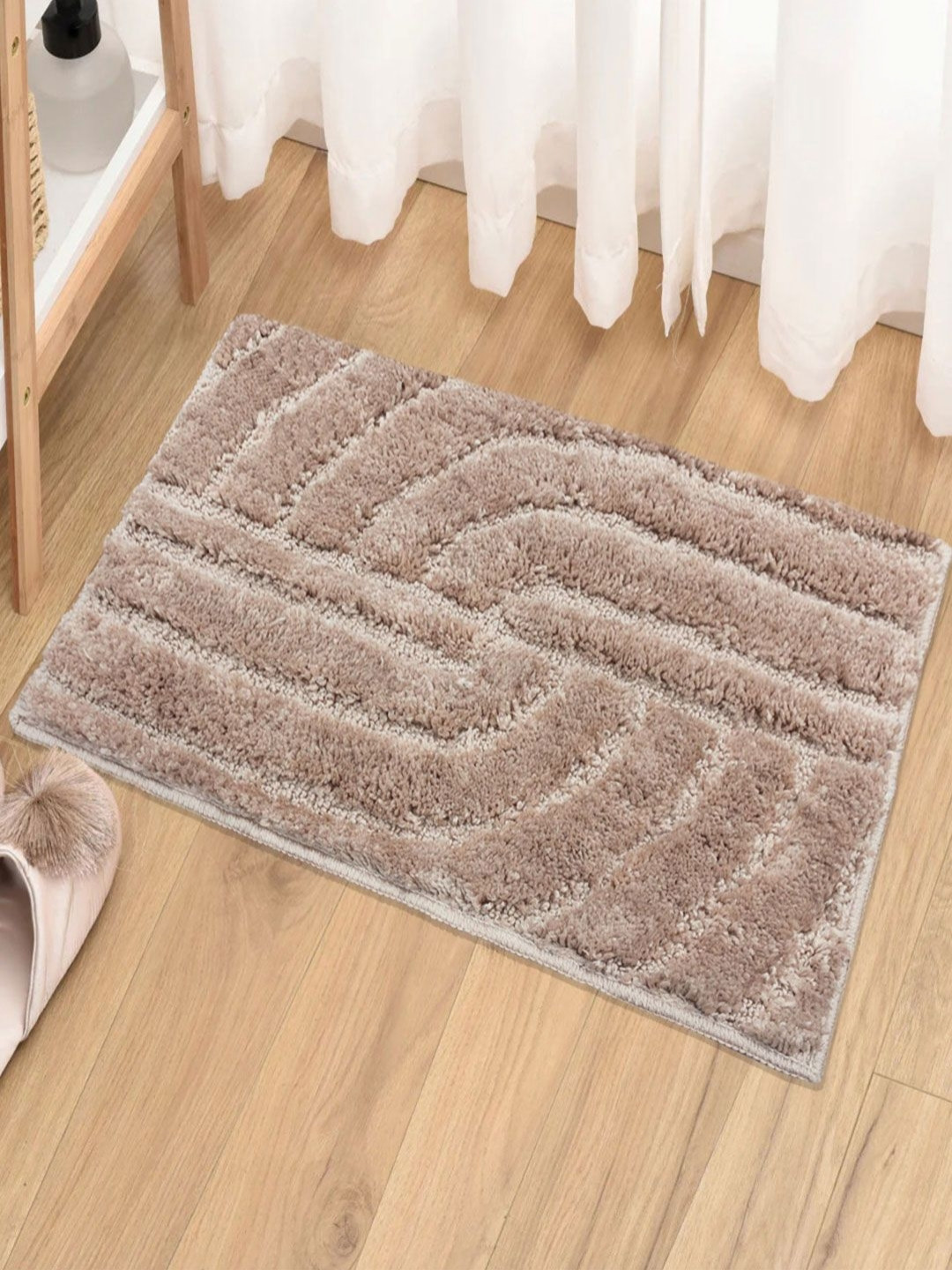 LUXEHOME INTERNATIONAL Beige-Color Textured 1800 GSM Bath Rug
