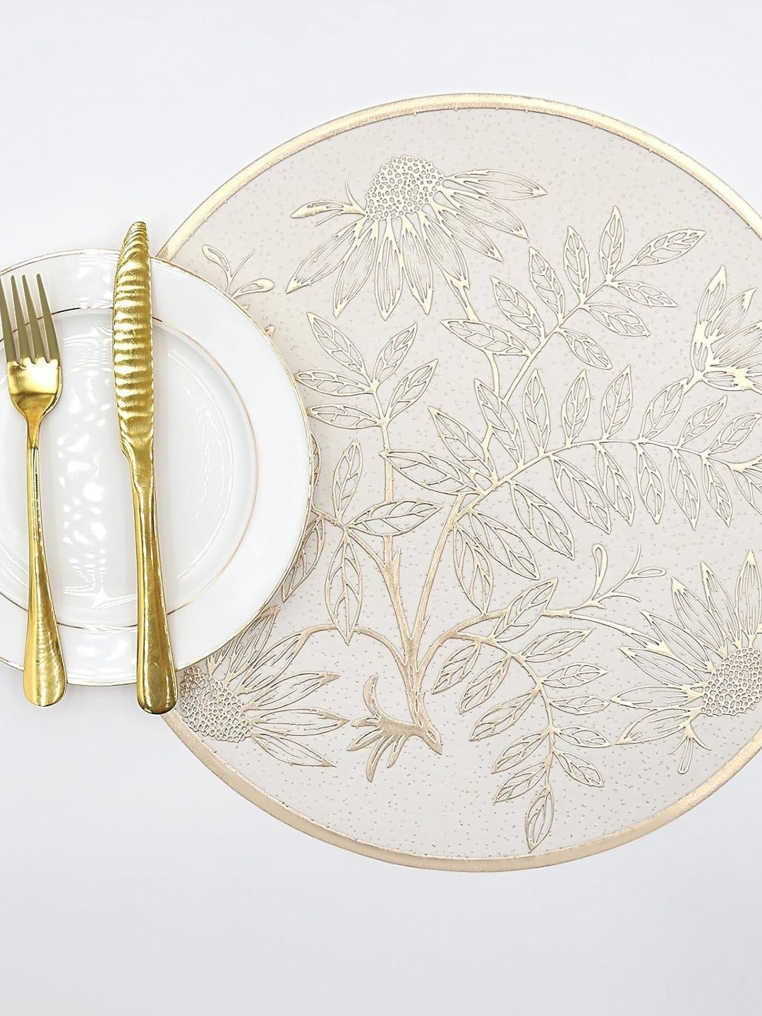 LooMantha Gold-Toned & White Tropical Printed Round Table Placemats