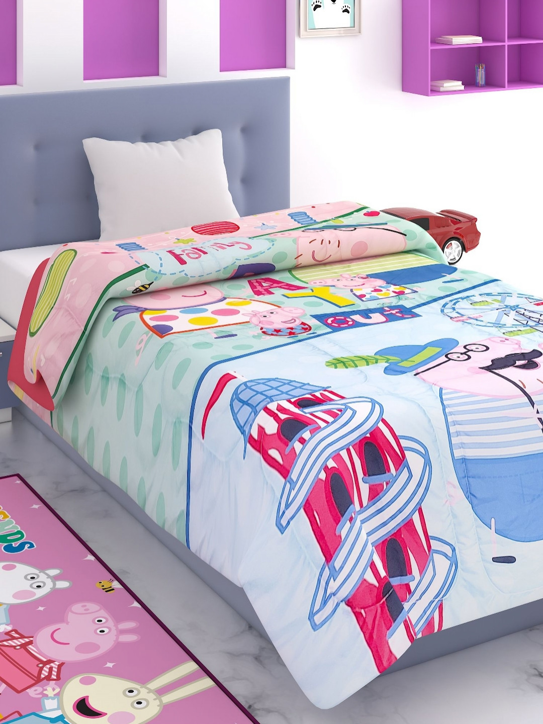 Athom Living Kids Blue & Green Peppa Pig Family 380 GSM Bed Comforter