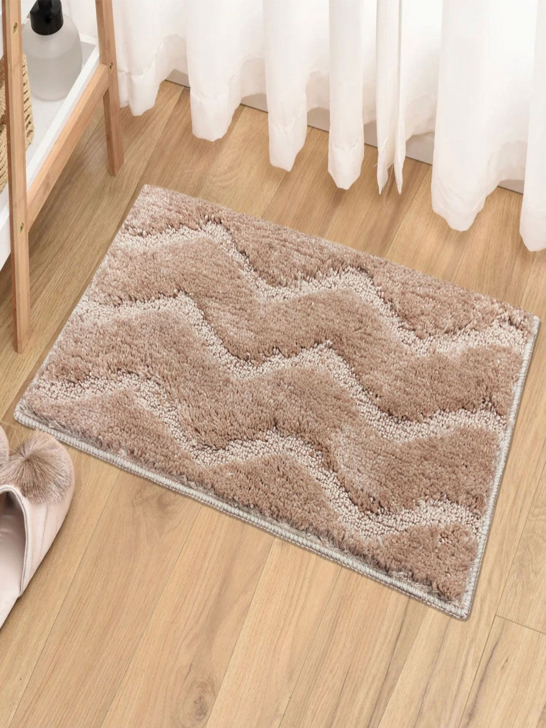 LUXEHOME INTERNATIONAL Beige-Color Textured 1800 GSM Bath Rug