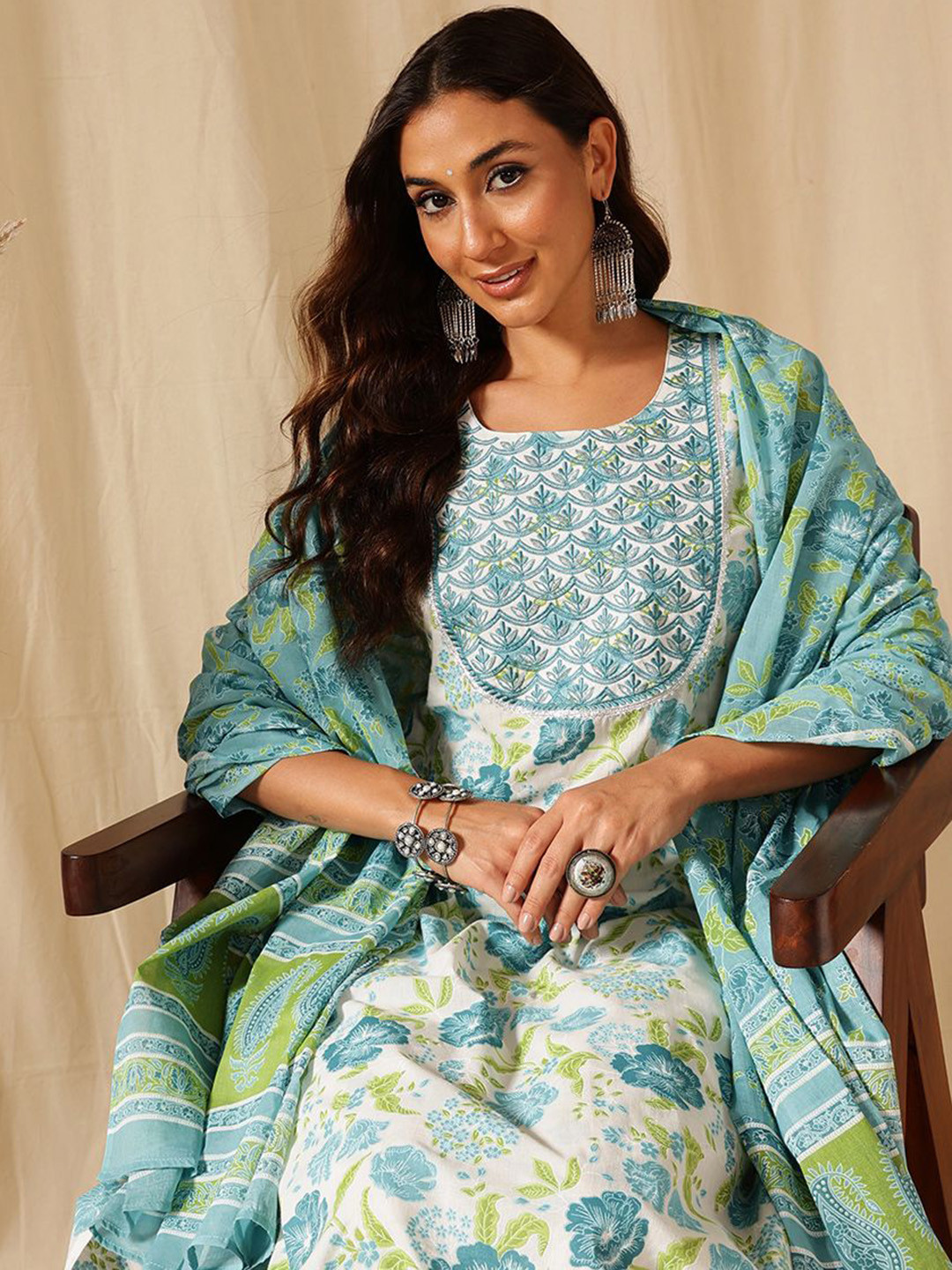 Ginni Arora Label Floral Embroidered Pure Cotton Straight Kurta with Trousers & Dupatta