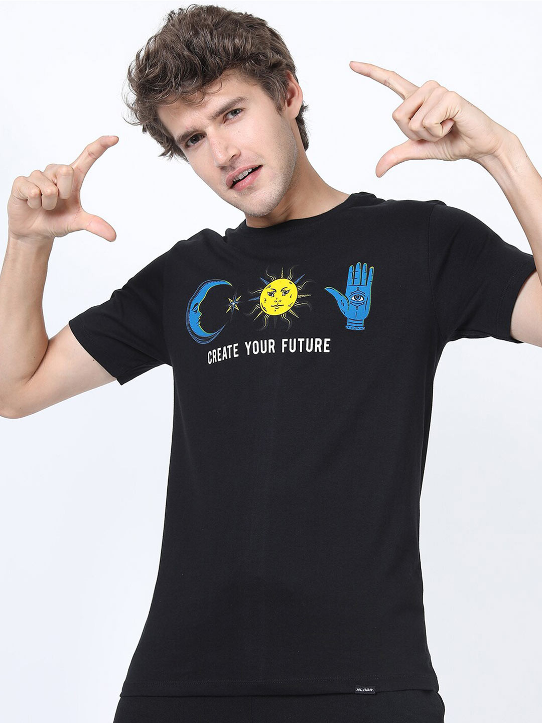 HIGHLANDER Men Black & Blue Printed Slim Fit Cotton T-shirt