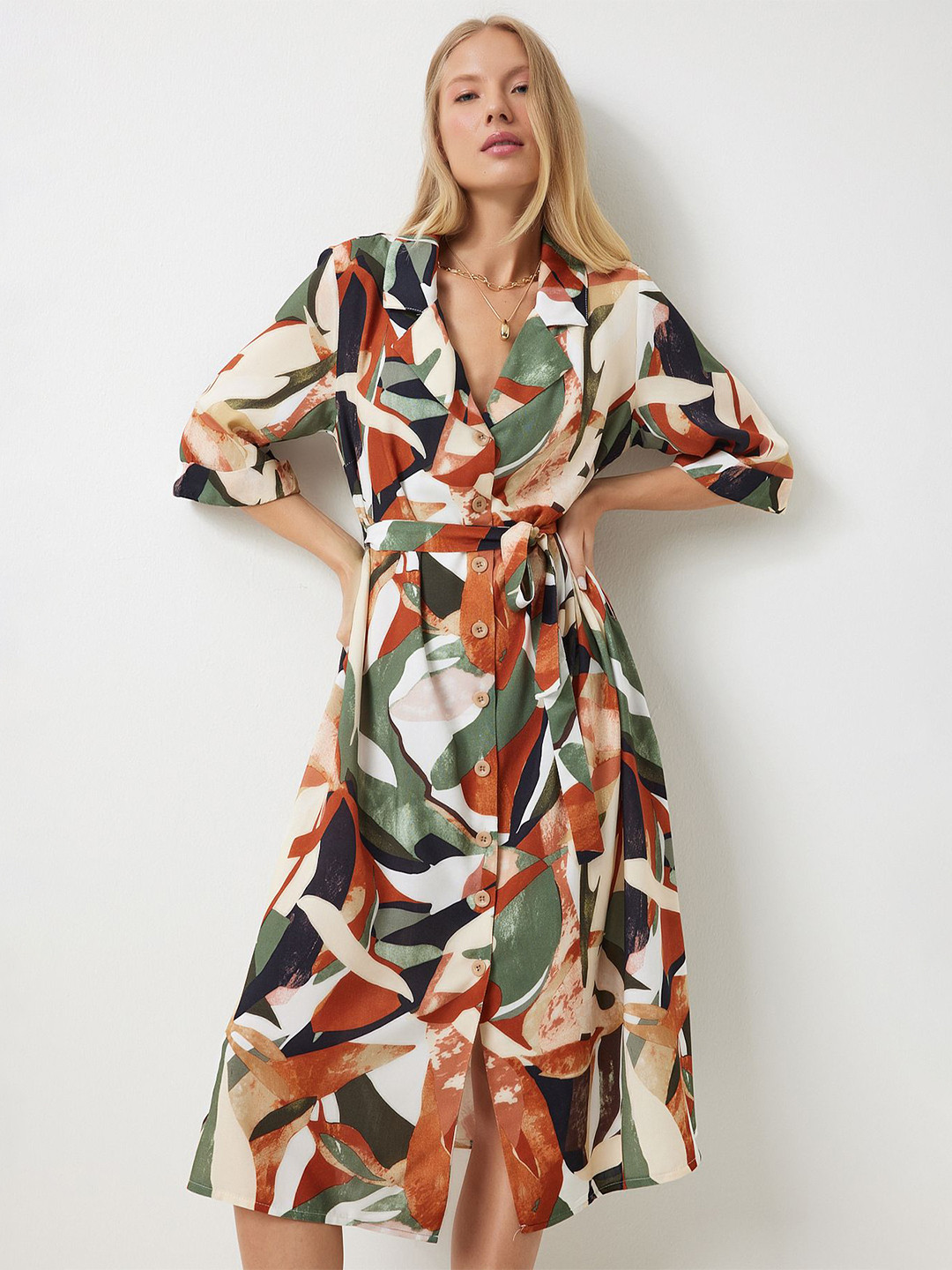 Happiness istanbul Floral Print Bell Sleeve Midi Dress