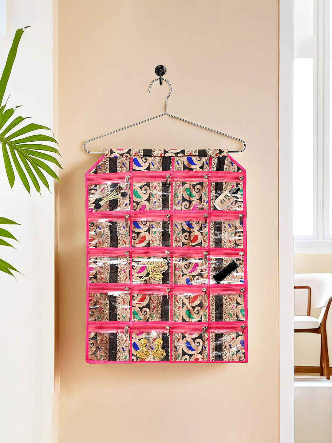 Kuber Industries Pink & Black Self Design Multi Utility Hanging Organiser
