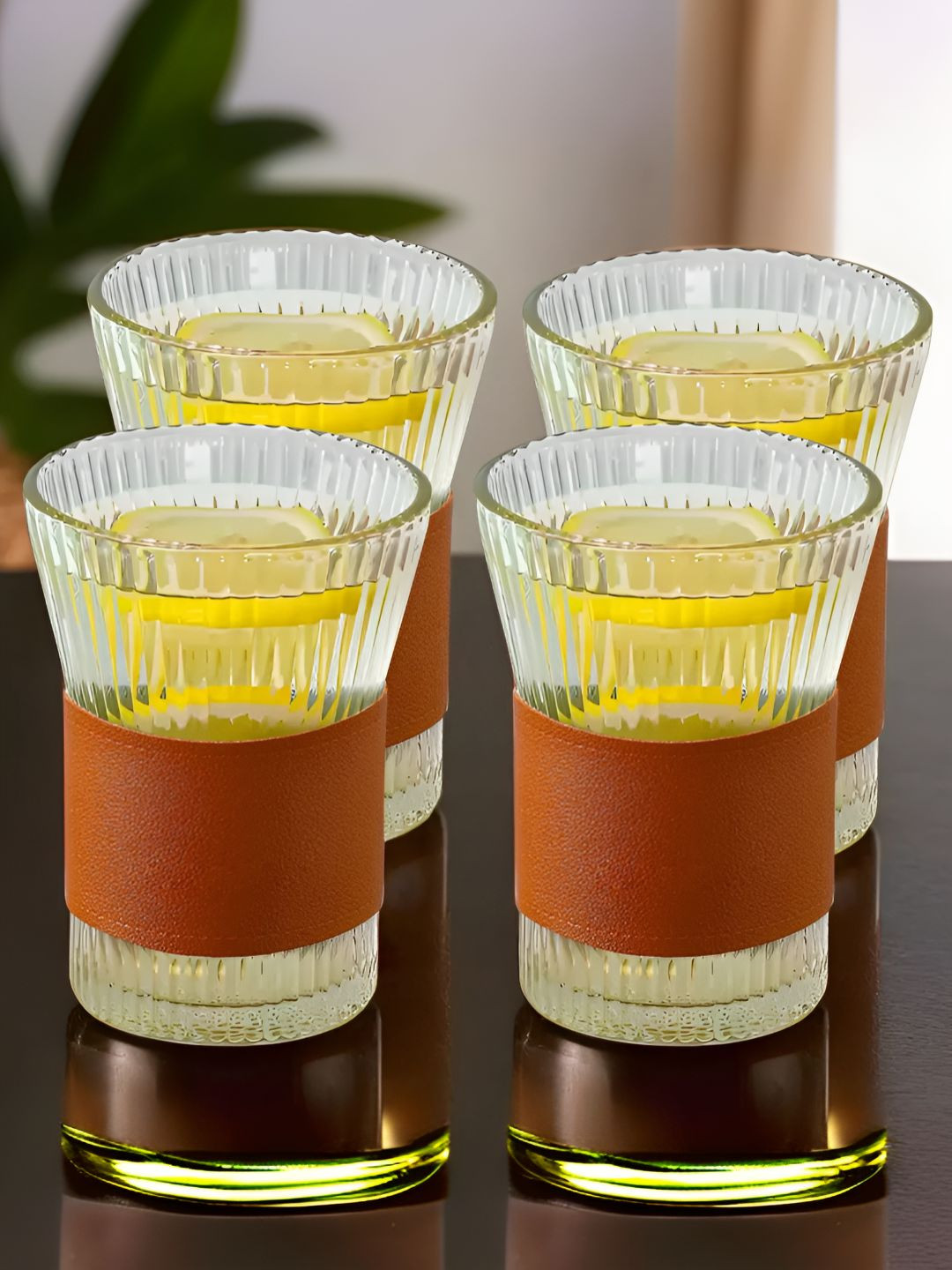 UMAI Transparent 4 Pieces Textured Water Glass With Leather Sleeves-280 ml