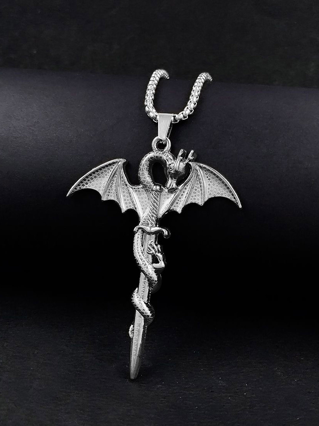Saizen Men Stainless Steel Silver Plated Dragon Pendant With Rope Chain