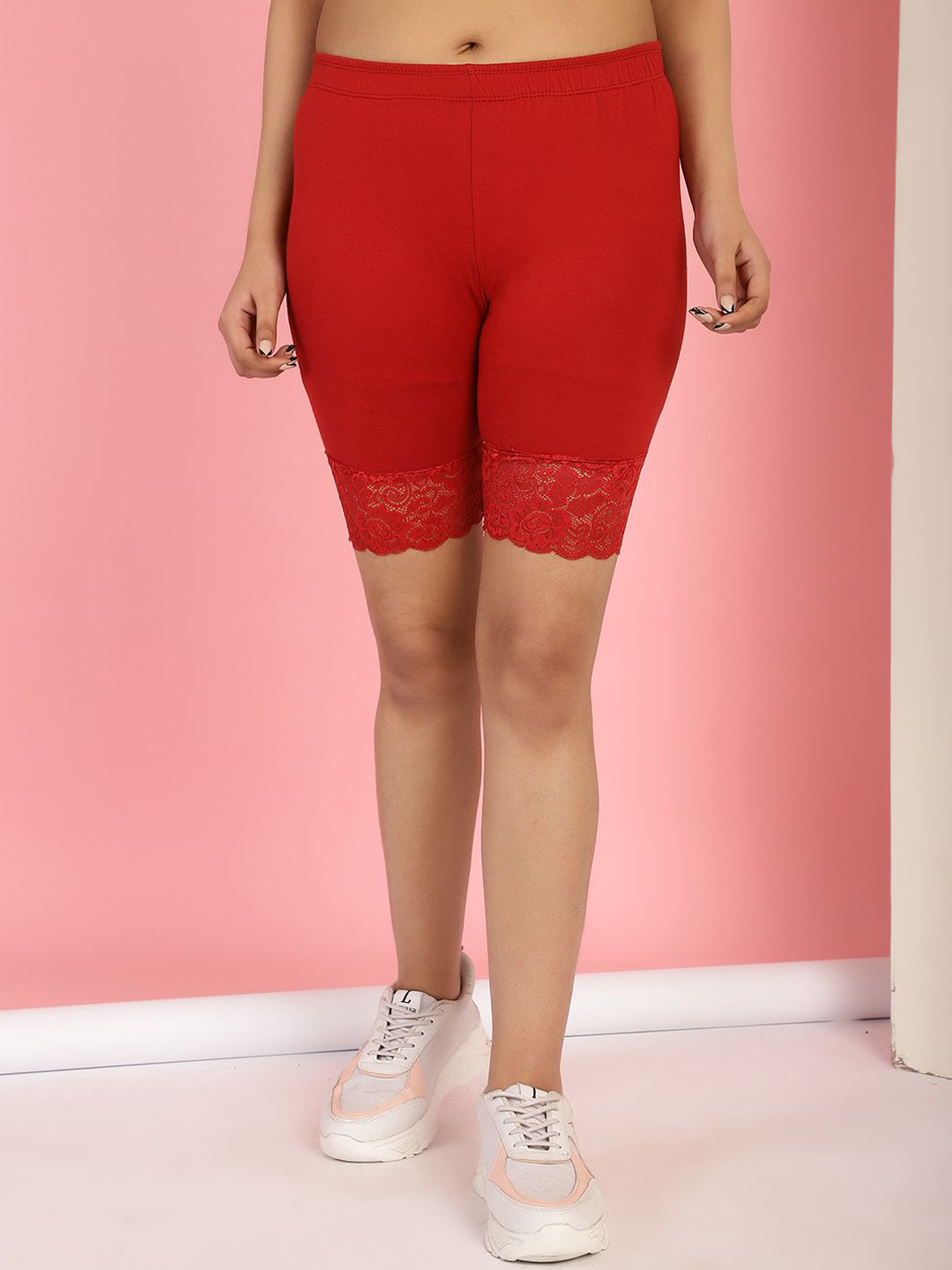 GRACIT Women Skinny Fit Cycling Sports Shorts with Hem design